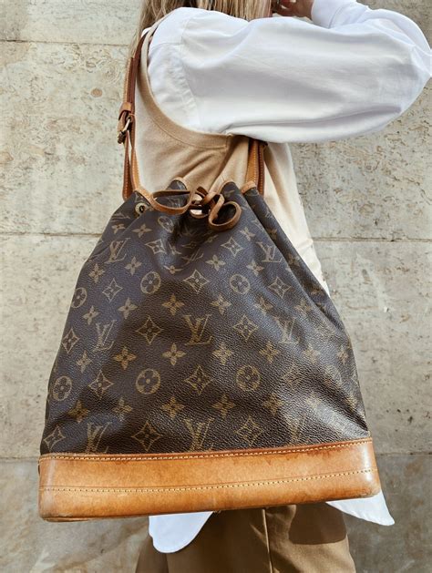 louis vuitton noe vondovis white|louis vuitton noe bag.